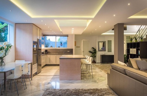 New Golden Mile House | Holiday Home 'Casa Eucalyptus Family Home' with Sea View, Wi-Fi and Air Conditioning