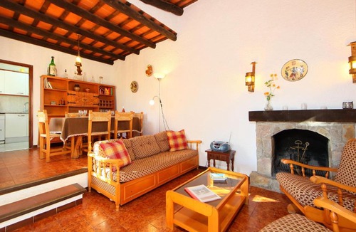 Begur House | Holiday Home Dynaida Karadja
