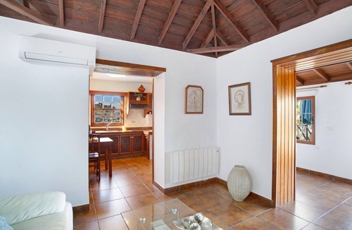 Tijarafe House | Holiday Home 'El Lomito' with Sea View, Wi-Fi and Air Conditioning