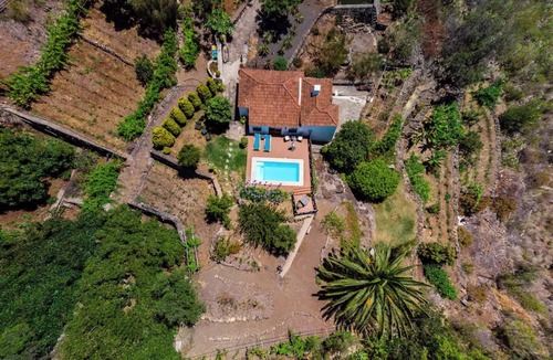 Tijarafe House | Holiday Home 'El Lomito' with Sea View, Wi-Fi and Air Conditioning