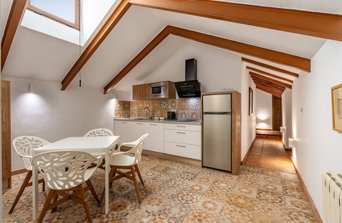 Durcal Apartment | Holiday Home 'El Puente' with Lake View, Wi-Fi and Air Conditioning