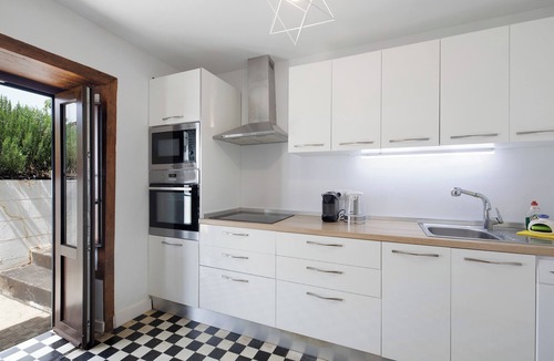 Santa Cruz de la Palma House | Holiday Home 'Velhoco' with Sea View, Private Terrace and Wi-Fi