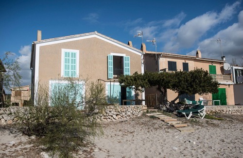 Son Servera House | Holiday Home 'Es Port Nou - Casa En La Playa' with Sea View, Private Terrace and Wi-Fi