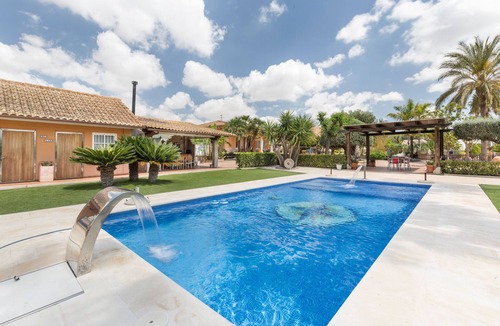 Librilla House | Holiday Home 'Finca Sol Del Sur' with Mountain View, Wi-Fi and Air Conditioning