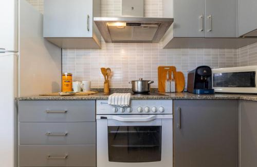 Riumar House | Holiday Home Gaviota 8 by Interhome