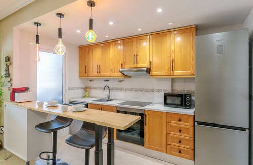 Gran Alacant House | Holiday Home 'Limón' with Shared Pool, Wi-Fi and Air Conditioning