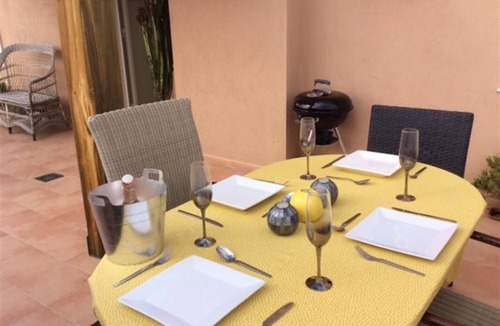 Vera House | Holiday Home "Los Almendros" with Shared Pool, Terrace & Wi-Fi