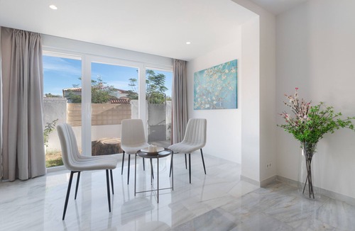 Guadalmar Villa | Holiday Home 'Luxurious and Modern Family Home' with Private Terrace, Wi-Fi and Air Conditioning