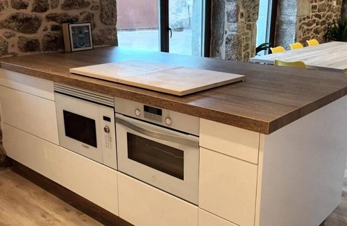 Frije House | Holiday Home 'Mar Do Val' with Mountain Views and Wi-Fi