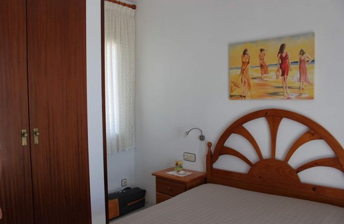 El Casalot House | Holiday Home "Margarete" with Mountain View, Shared Pool & A/C