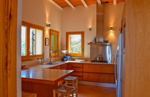 Sa Riera House | Holiday Home 'Mas Mato 4' with Sea View, Private Pool and Wi-Fi