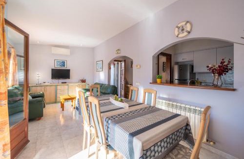 L'Escala Villa | Holiday Home Mila