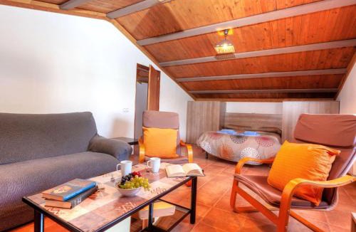 Can Carbonell House | Holiday Home Montverde by Interhome