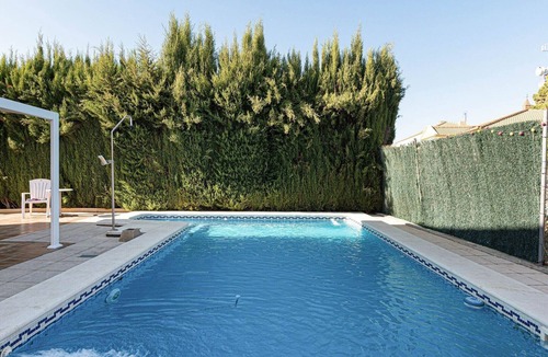 Valencina de la Concepcion House | Holiday Home near Sevilla with Pool