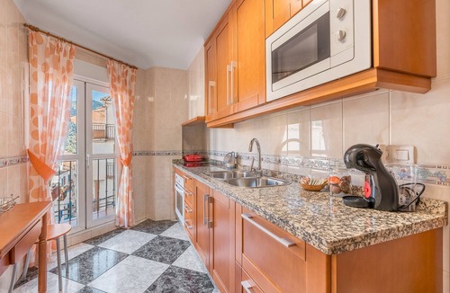 Guejar Sierra House | Holiday Home 'Ramirez' with Mountain View, Private Terrace and Air Conditioning