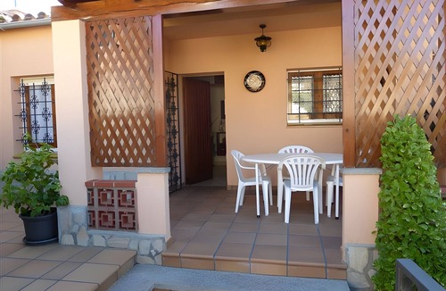 L'Escala House | Holiday Home 'Rocamar' with Mountain View, Private Terrace and Air Conditioning