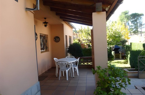 L'Escala House | Holiday Home 'Rocamar' with Mountain View, Private Terrace and Air Conditioning