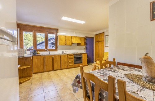 Les Iglesies House | Holiday Home 'Teule 1' with Mountain View, Shared Pool and Wi-Fi