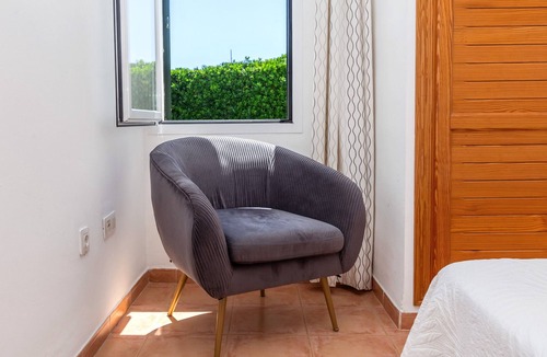 Ciudadela House | Holiday Home 'Villa Jaume' with Private Pool, Private Garden and Air Conditioning