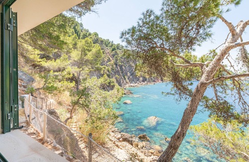 Banyalbufar House | Holiday Home 'Villa Banyalbufar' in front of the beach with stunning sea view