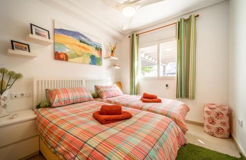 Roldan House | Holiday Home with 3 Bedrooms in Roldán