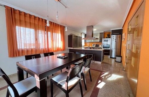 Pereiro de Aguiar House | Holiday home with private garage