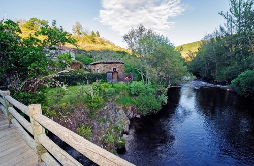 La Omanuela House | Holiday house La Omañuela for 1 - 2 persons with 2 bedrooms - Holiday home