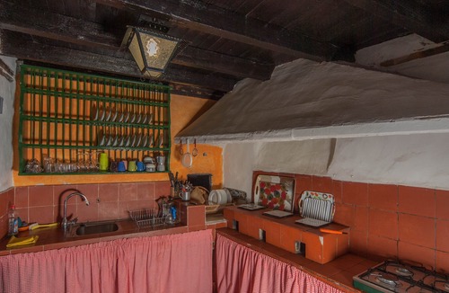 La Calera Cottage | Holiday house with terrace, solarium and sea views