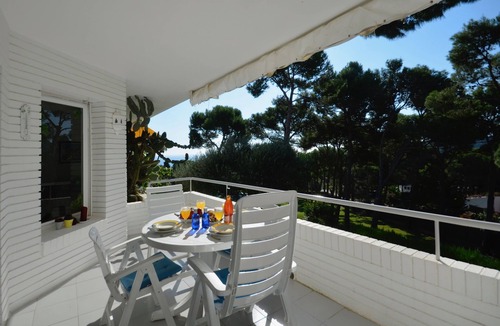Aiguablava Apartment | Holiday rental apartment with swimming pool in Begur, Aiguablava