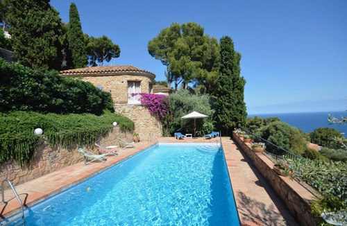 Aiguablava House | Holiday rental villa with swimming pool in Begur, Aiguablava