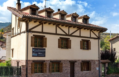 Fresneda de la Tiron House | Homerez - Nice house for 4 ppl. with terrace at Fresneda de la Sierra Tirón