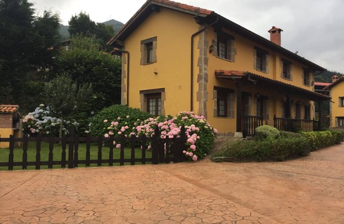 Celis Cottage | HOME 1 Los Avellanos Rural Houses. 3 houses, 4 people in each.