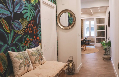 Abando House | Home-loving apartment Bilbao center (with Parking space)