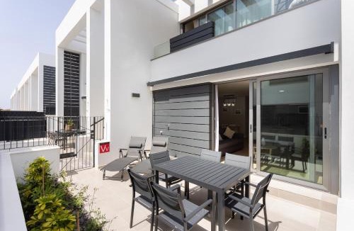 Los Gavilanes Apartment | Home2Book Cozy & Modern Apt, Pool & Terrace