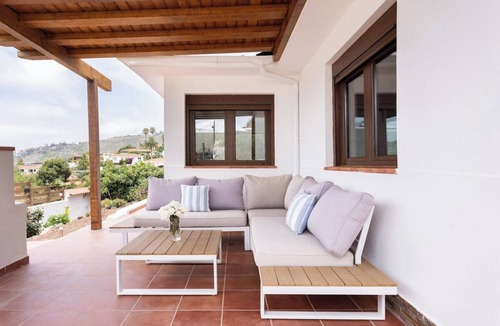 Sauzal Villa | Home2Book Villa Alessandro, Design & Comfort