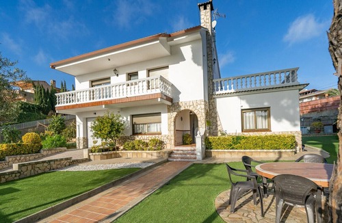 Palafolls House | HomeHolidaysRentals Arenal - Costa Barcelona
