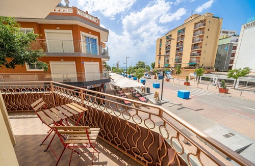 Calella Apartment | HomeHolidaysRentals SantMartin - Costa Barcelona