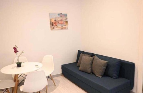 Les Corts Apartment | Homenfun Barcelona Les Corts