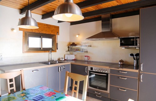 Graus Apartment | Homerez - Apartment in Torres del Obispo