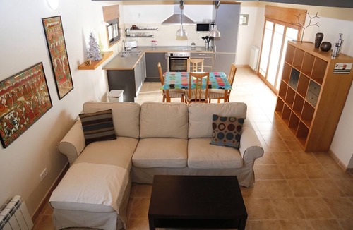 Graus Apartment | Homerez - Apartment in Torres del Obispo