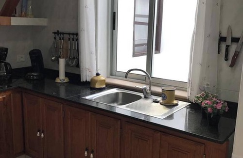 El Paso Apartment | Homerez - Apartment in El Paso - Mountain View