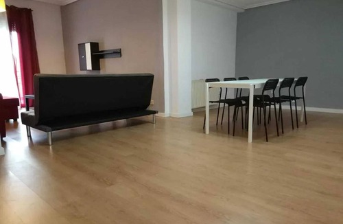 Logrono Apartment | Homerez - Apartment in Logroño