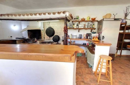 Majada Carrasca Apartment | Homerez - Apartment in Yeste