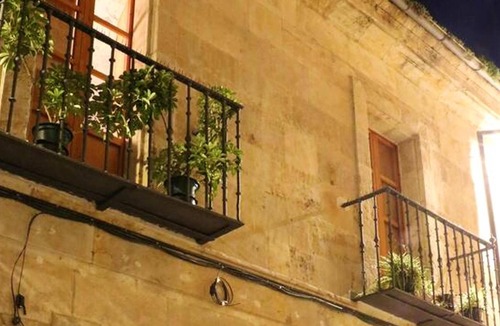 Old Town Apartment | Homerez - Beautiful appartement for 3 ppl. at Salamanca