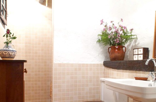 Villasur de Herreros House | Homerez - Big house for 12 ppl. with terrace at Villasur de Herreros