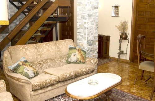 Abejar House | Homerez - Big house for 10 ppl. with garden and terrace at Abejar