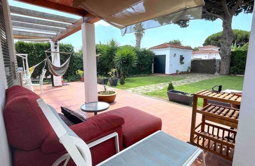 Barrio Nuevo Ski Chalet | Homerez - Chalet Conil de la Frontera
