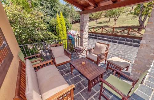 San Juan de la Mata Ski Chalet | Homerez - Chalet in San Juan de la Mata