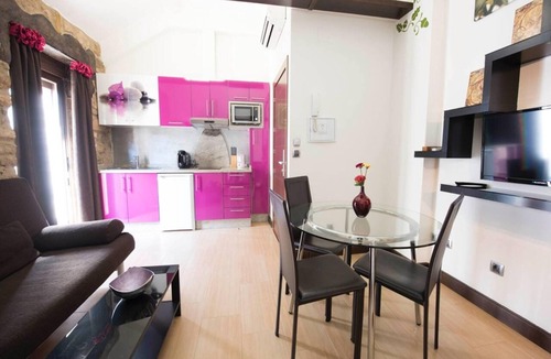 Ubeda Apartment | Homerez - Charming Apartment in Úbeda 35 m² with Air Conditioning