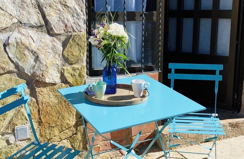 Viguera House | Homerez - Charming House in Viguera with Mountain View